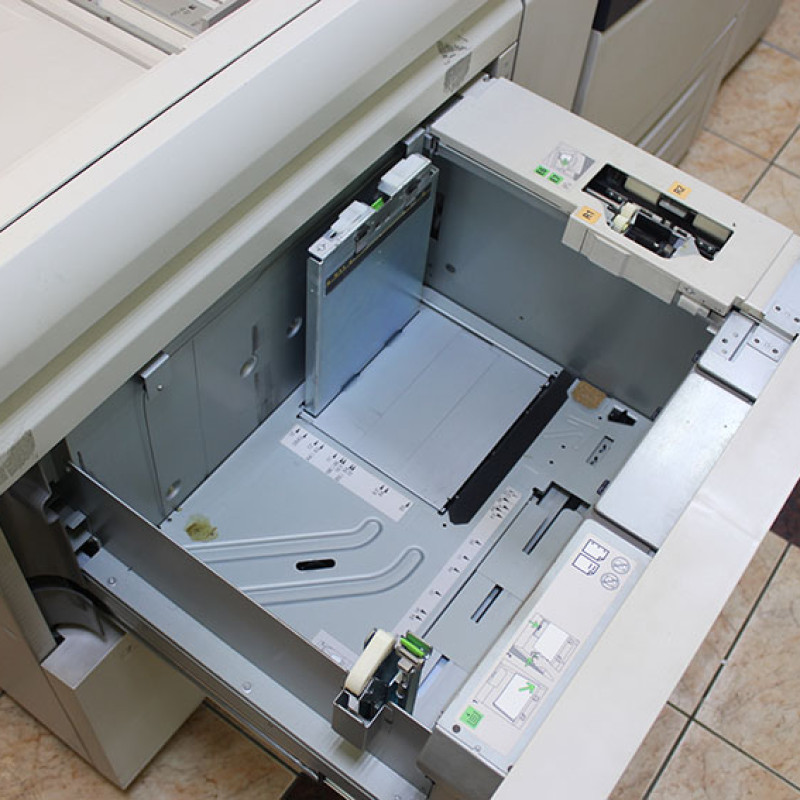 XEROX DIGITAL PRINTER - VERSANT 180